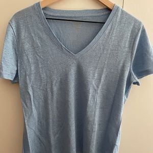 NWT J. Crew relaxed linen v-neck women's tee shirt in blue mist - size small